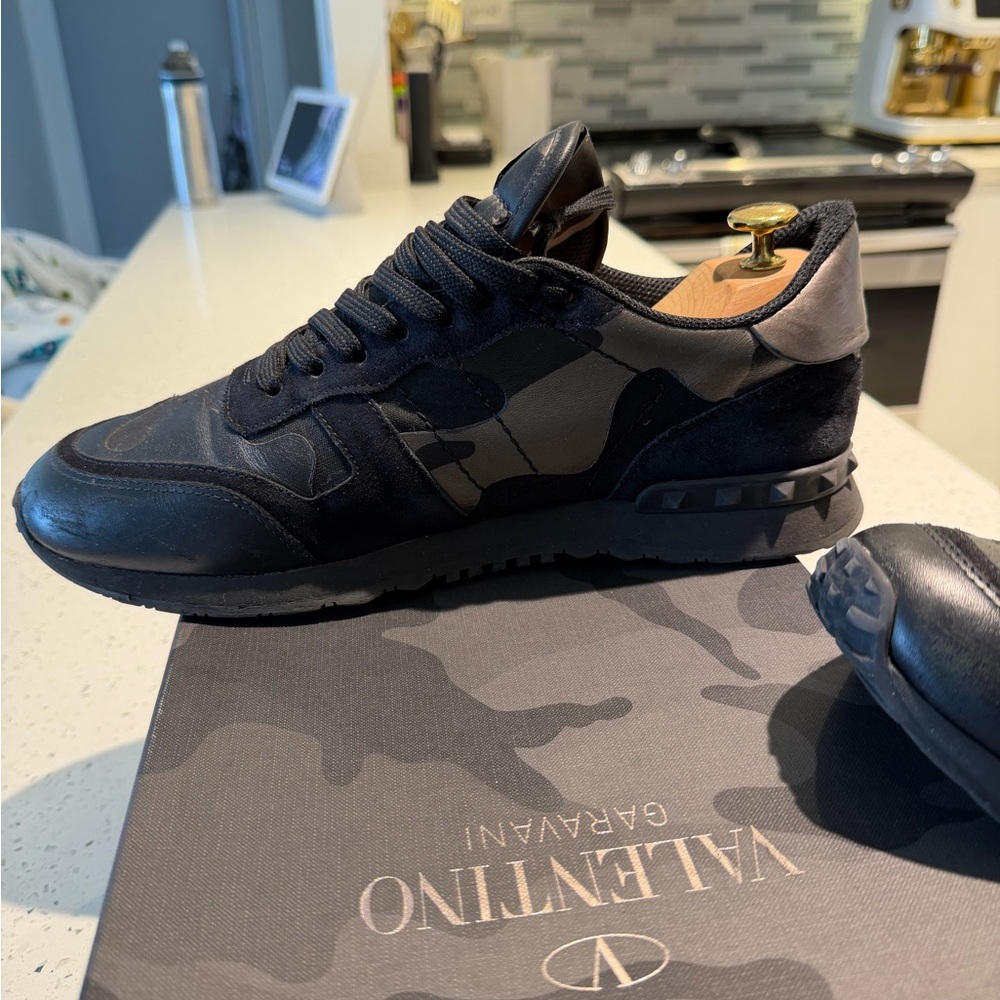 Valentino Black Sneaker Box Label - Nero - Picture 3 of 5